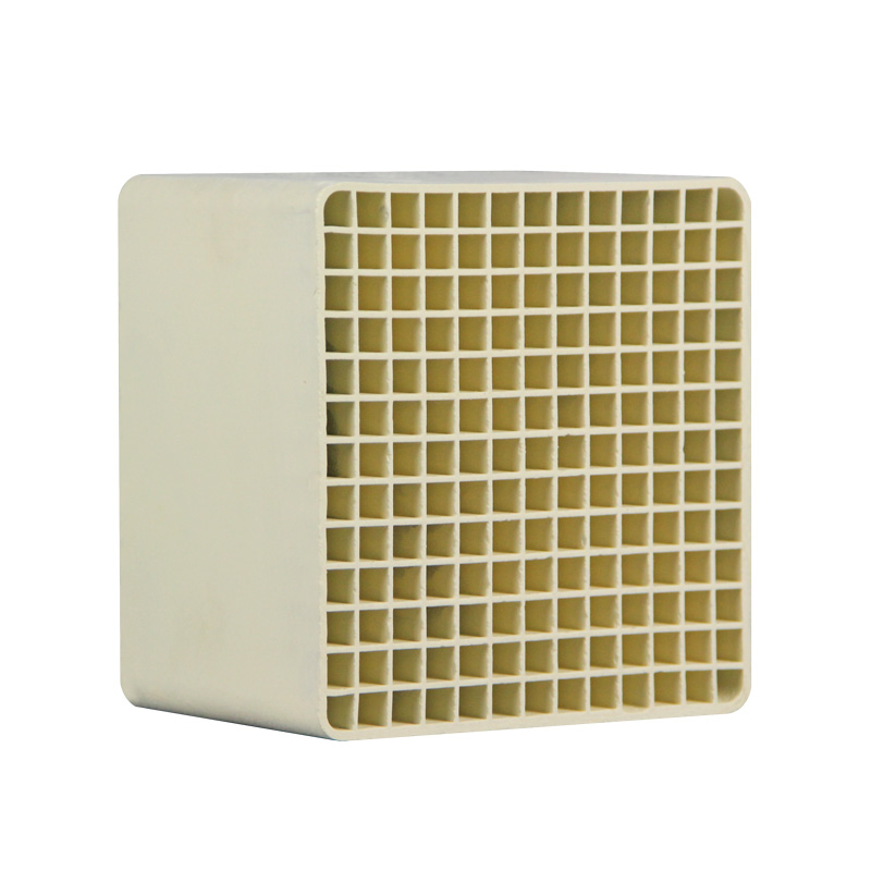 脫硝催化劑多少錢一噸？脫硝催化劑的價(jià)格是多少？